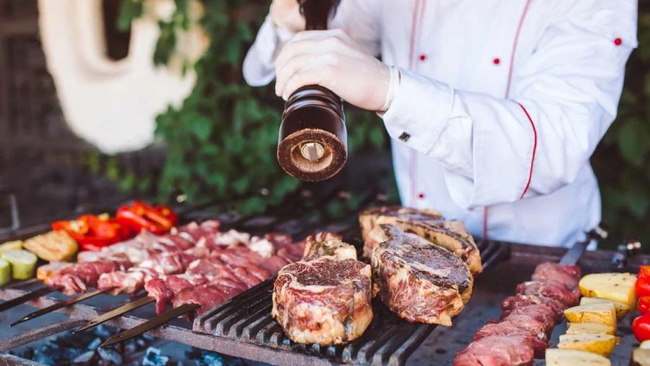 Backyard party catering in Fairfield County with professional food and beverage service