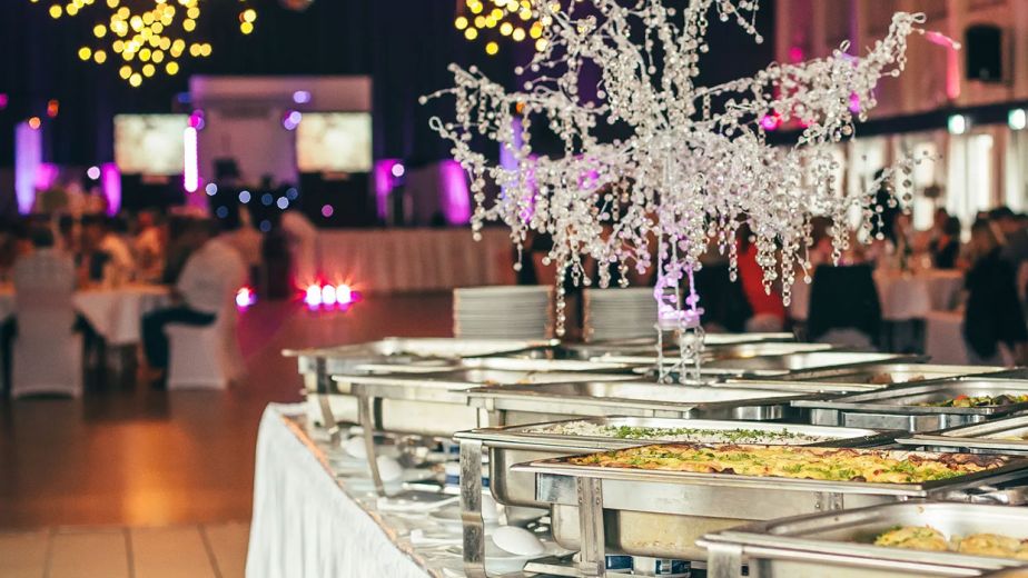 Professional Butler Services for Luxury Hospitality